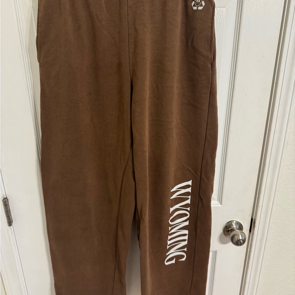 Wyoming Brown Sweatpants